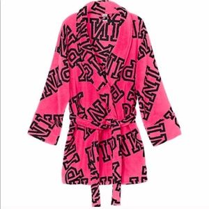 VS PINK robe
